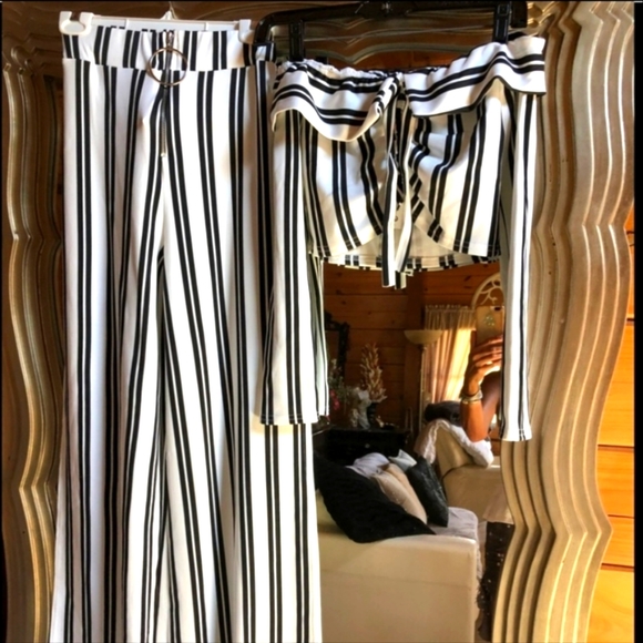 Boohoo Pants - NWT Black and White stripe Crop Top and Pants by Boohoo